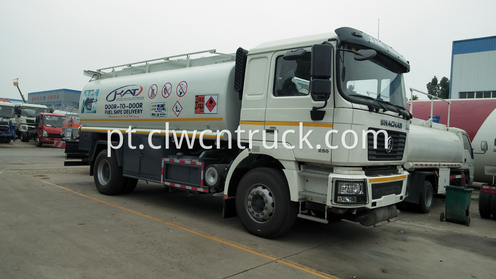 fuel transport trucks 3